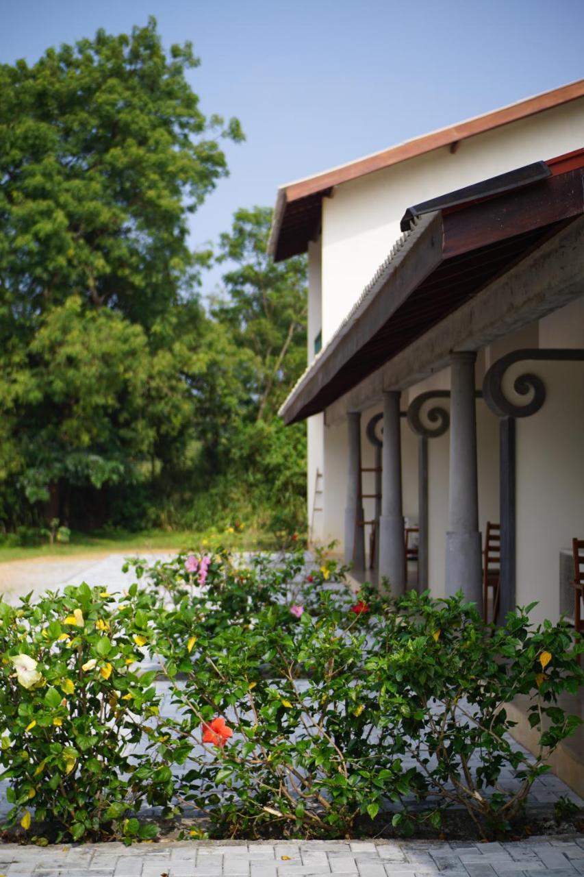 Sevanagama Habarana Exterior foto
